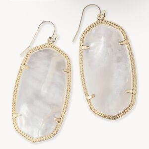 KENDRA SCOTF DANIELLE MOTHER OF PEARL EARRINGS